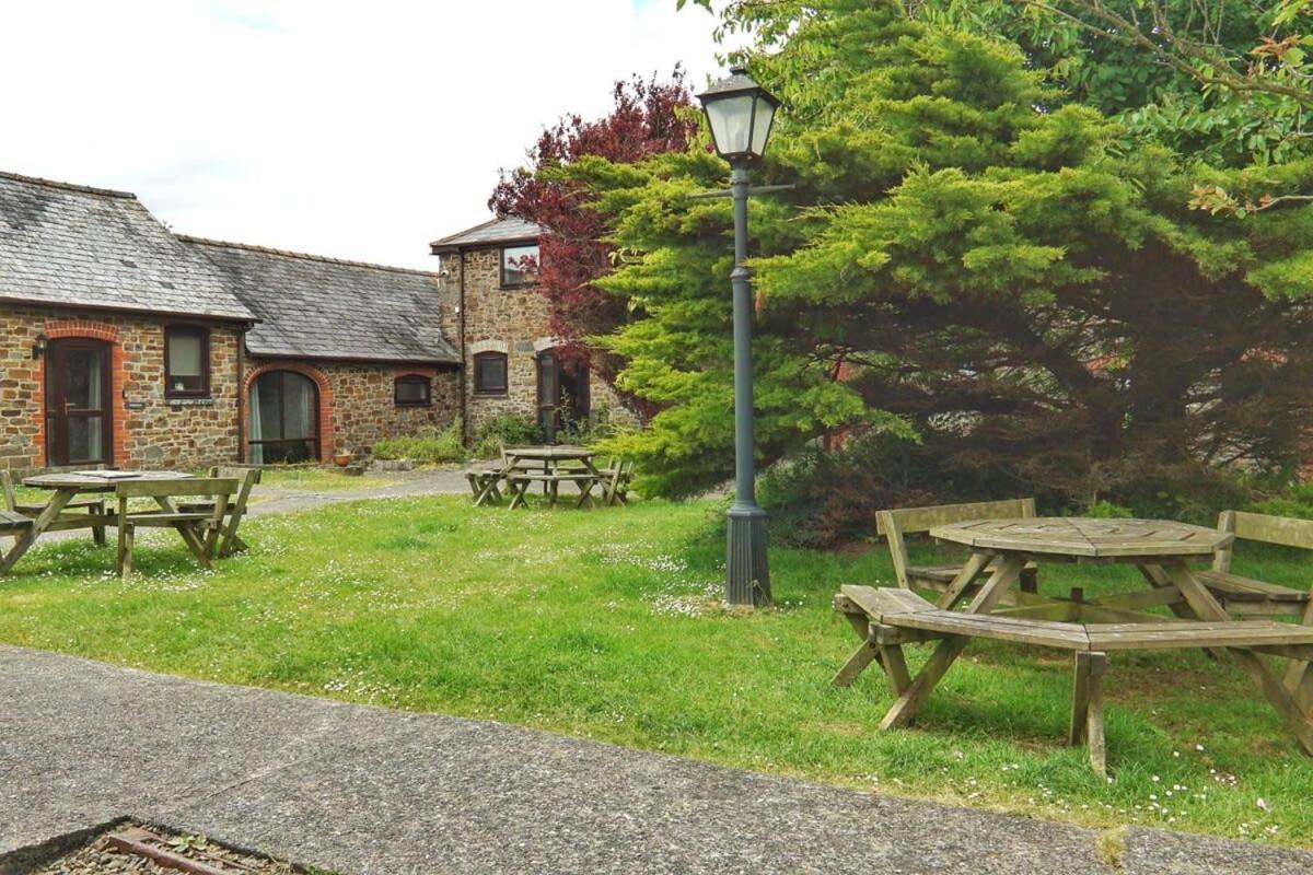 Lovely 3 Bedroom Holiday Cottage Nr Bude Exterior foto